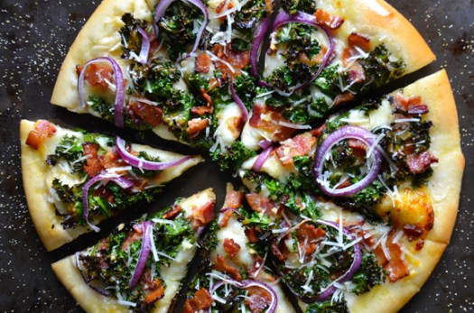 garlicky-kale-bacon-pizza